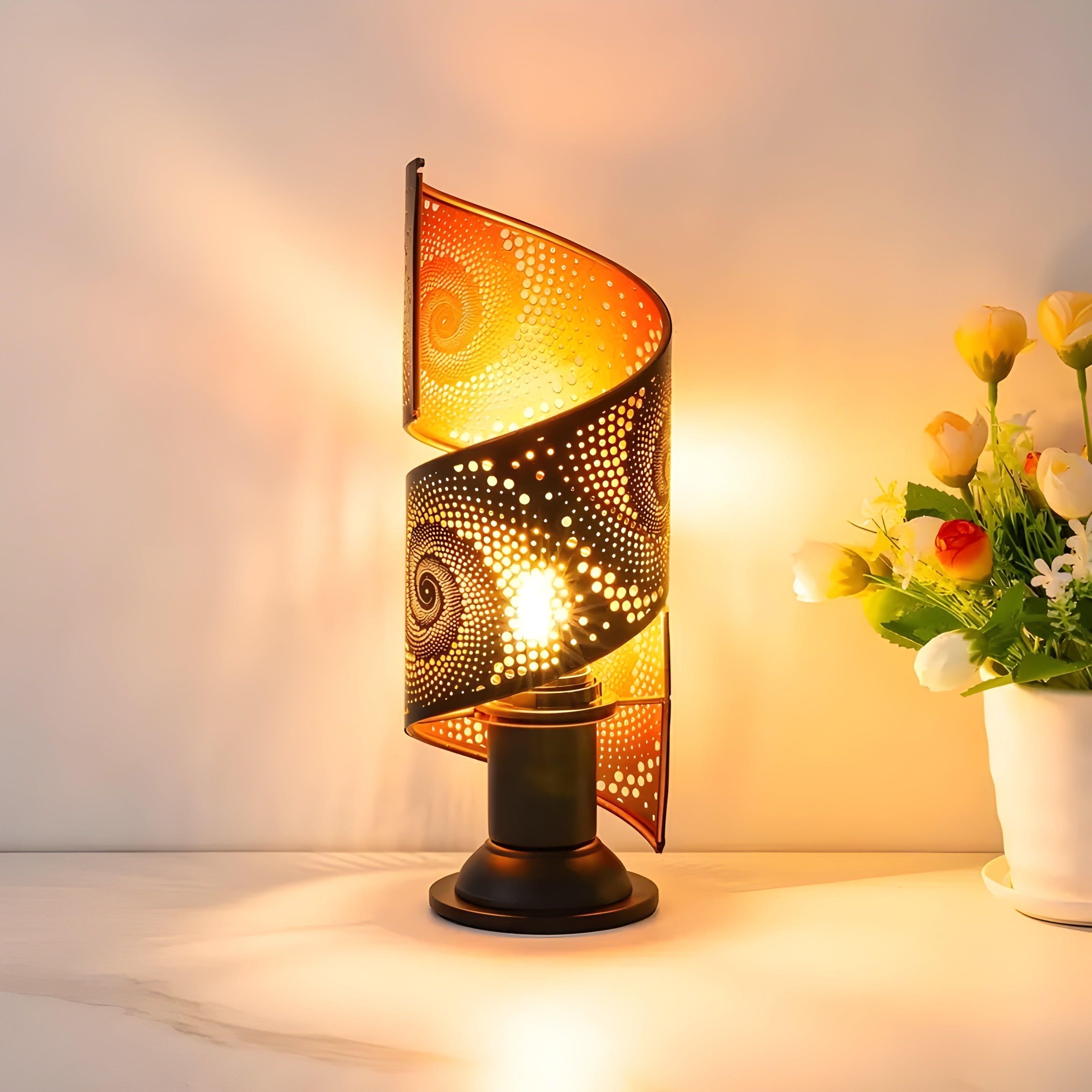 GlowCharm Light - Modern metall LED-bordlampa