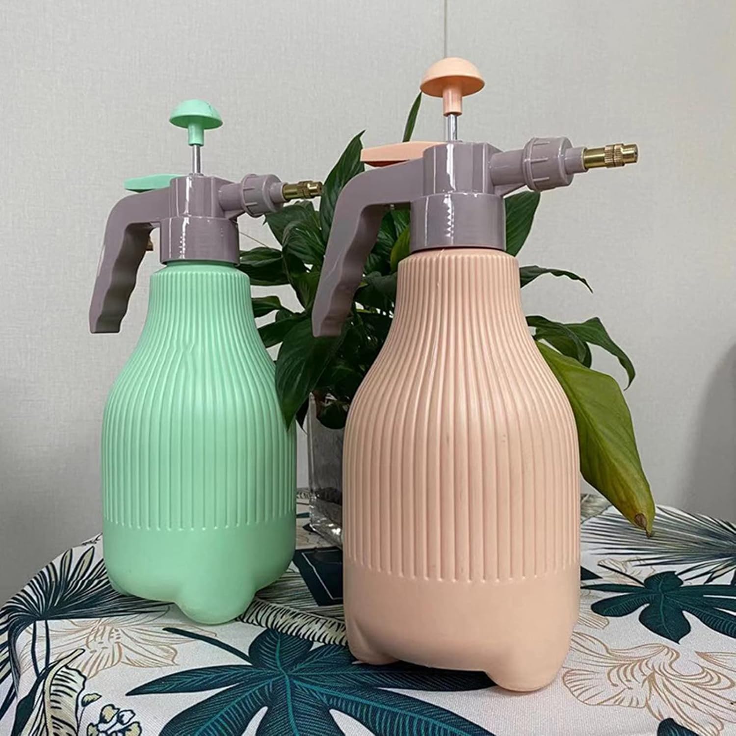 Nordisk sprayflaska med tryckpump – För effektiv växtbevattning