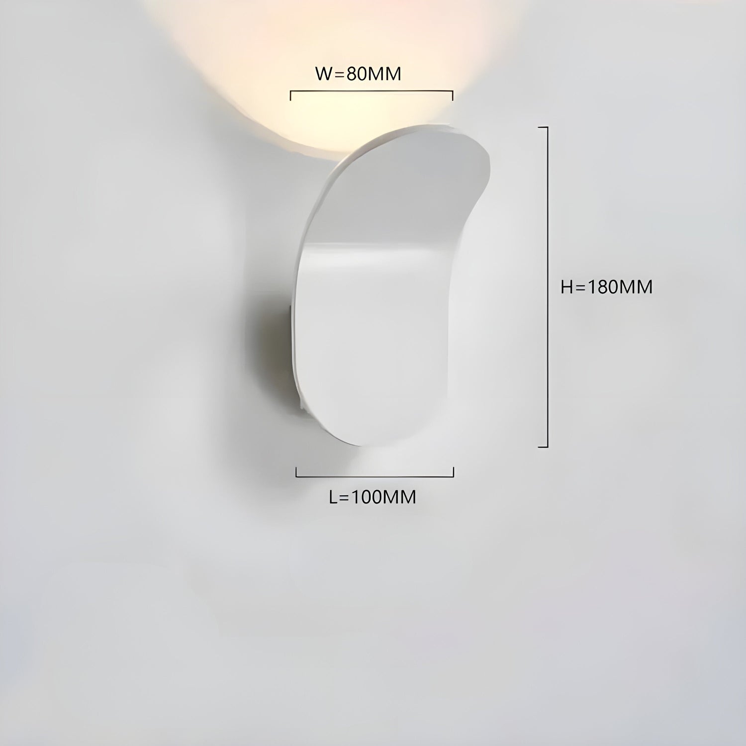 LED vägglampa med svängarm – Justerbar design för hall och vardagsrum