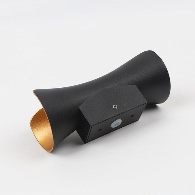 Vattentät LED Vägglampa | 7.9–11.8 x 3.9–4.7 tum | Aluminium & Glas | IP65 Klassad Modern Utomhusbelysning | Brick by Brick