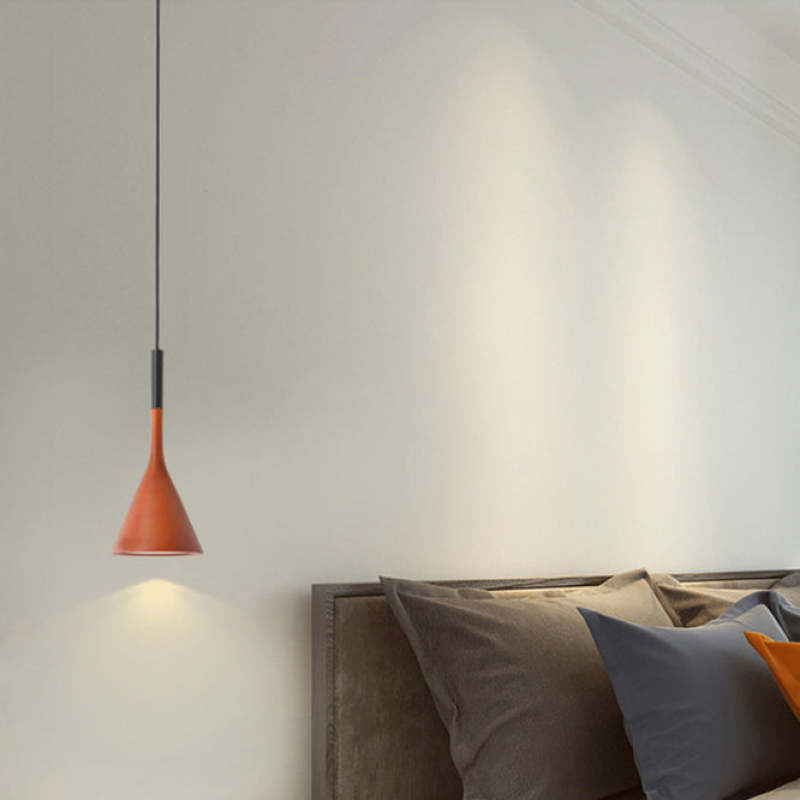 TriLuxe Modern Trekantig LED Taklampa