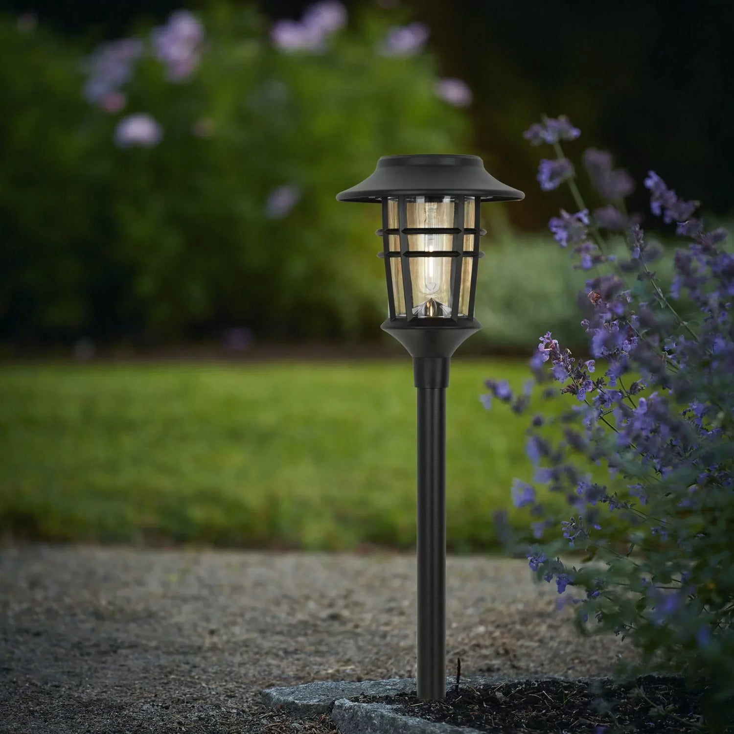 Solarlampa – Elegant rostfritt stål och väderbeständig
