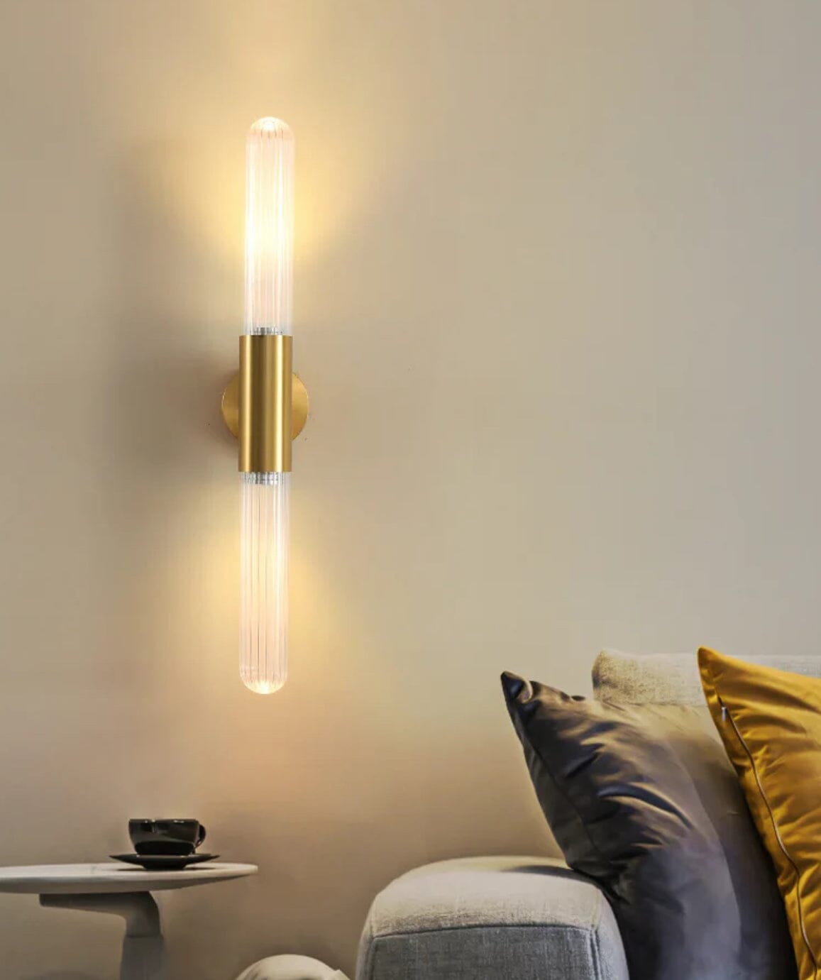Modern glaspin-vägglampa – Elegant LED-design för vardagsrum, sovrum och hall