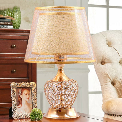 RetroLustre - Klassisk Urn Nattduksbordslampa med Dubbel Empire-kon