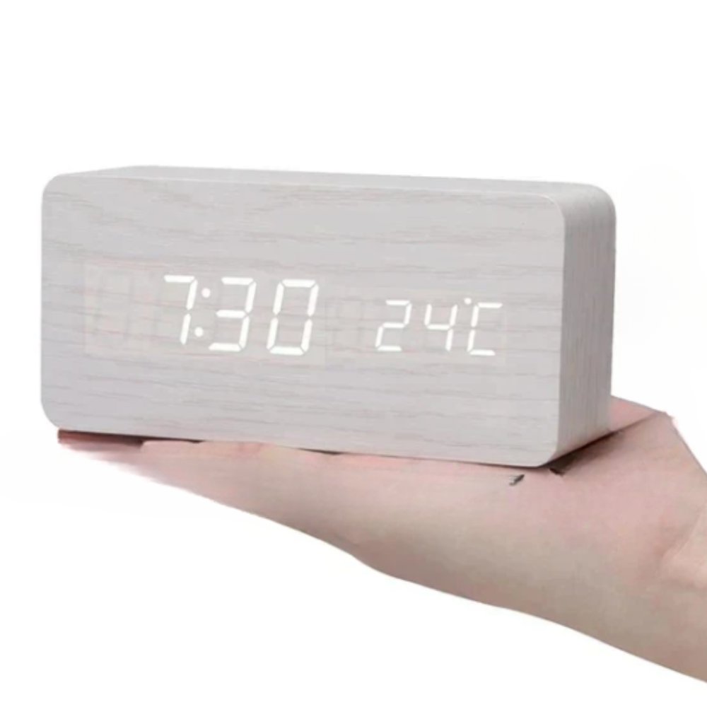 LED väckarklocka med träig digital display