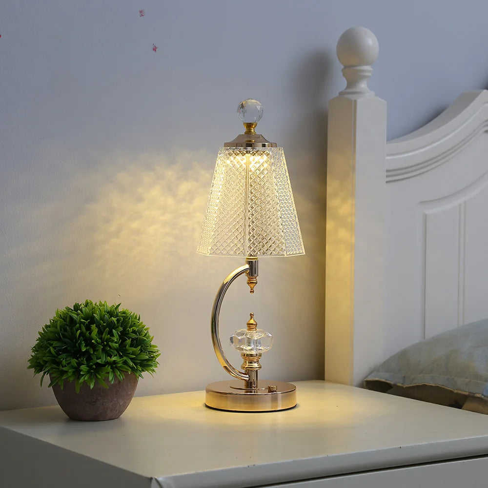 SparkleLume – Vintage kristall bordslampa