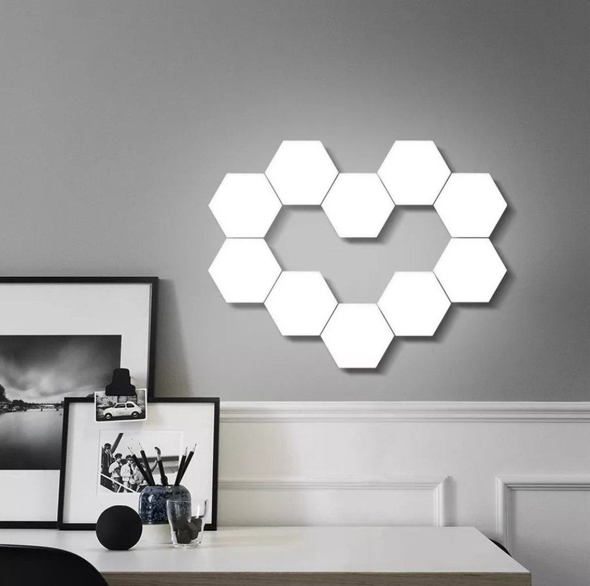 Lunexa Hexa | Moduler LED-väggpaneler med touch- och färgkontroll