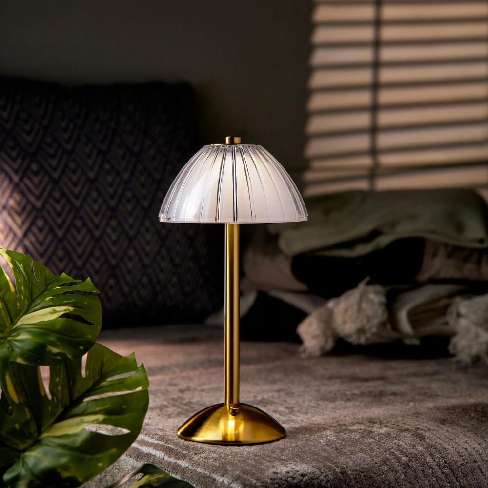 Lustre Luxe