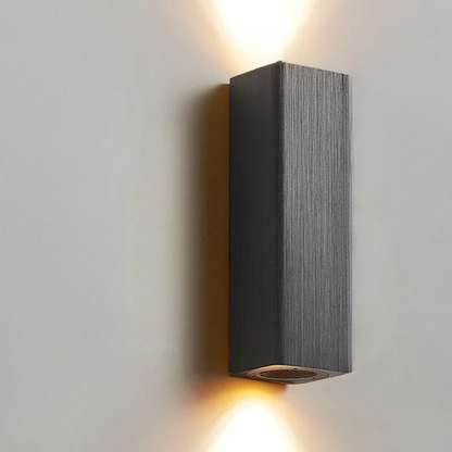 GlowLuxe - Modern LED Vägglampa för Sovrum &amp; Korridor