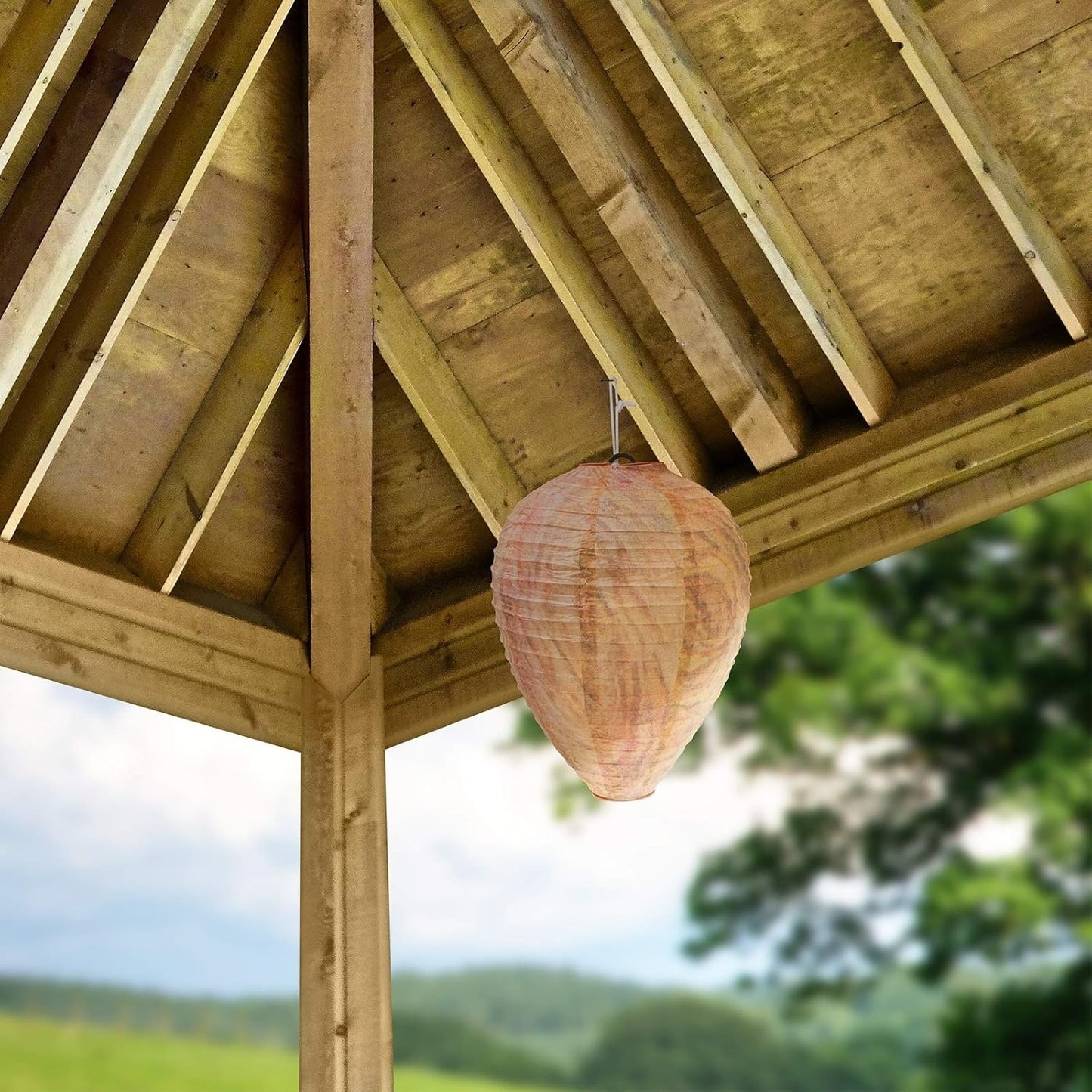 Wespennest Avskräckande Lampa – Hängande skyddsnät mot getingar och insekter