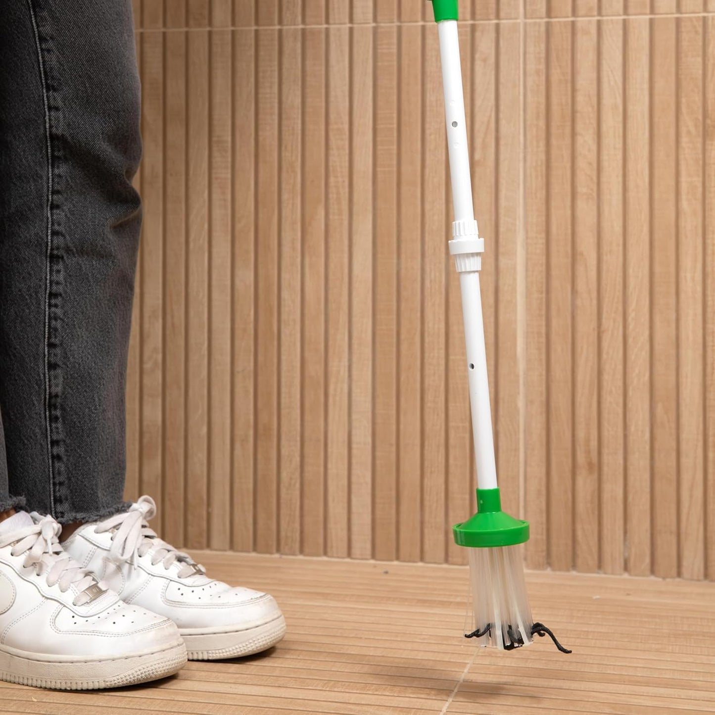 Praktiskt insektsborttagningsverktyg – Insektsfälla med teleskophandtag för en säker användning