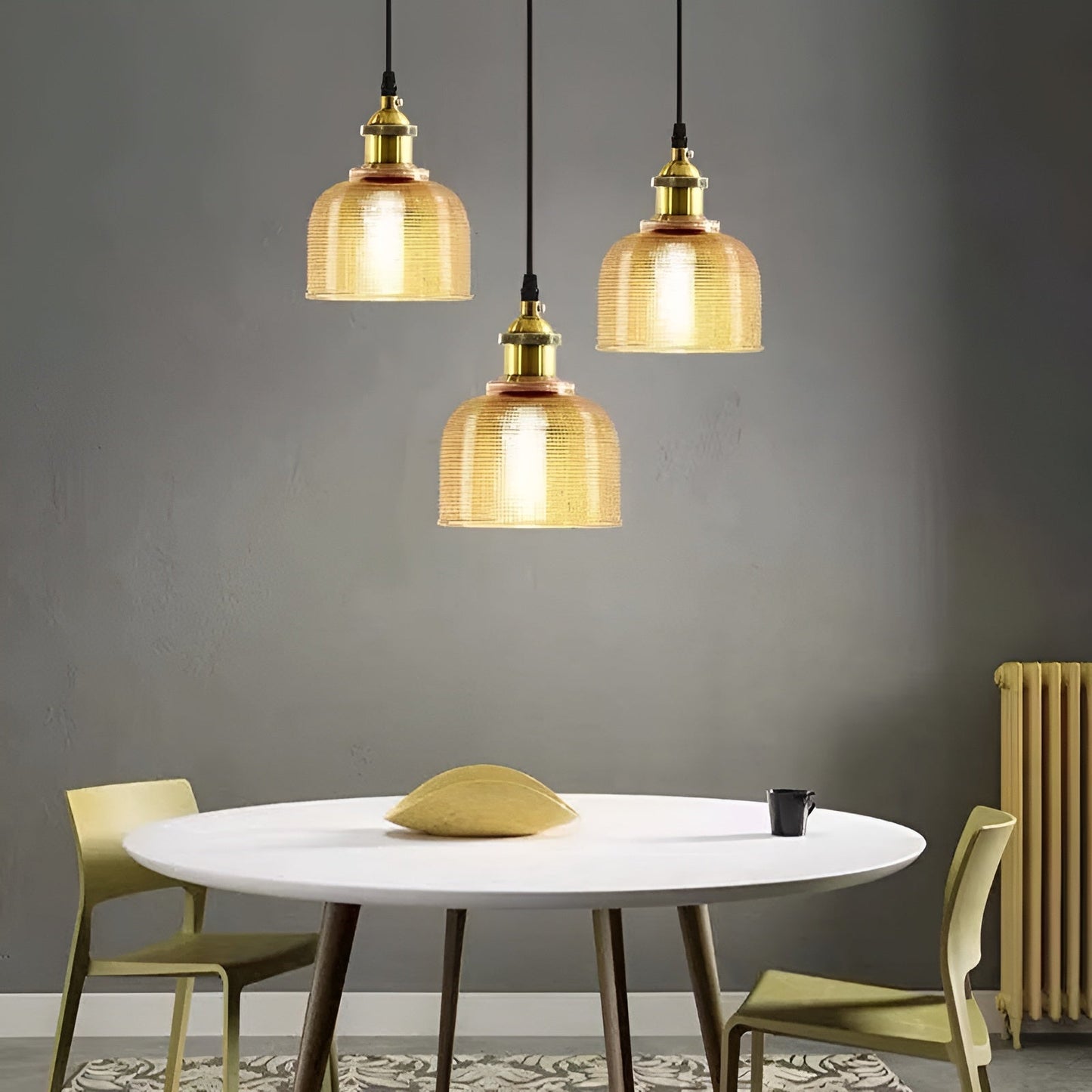 Retro pendel ljus av glas – Stilig hängande lampa för mysiga utrymmen