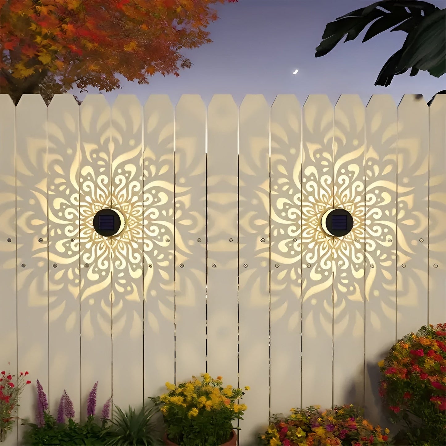 Carvallo Solar Vägglampa | Varmvit LED-ljussättning | IP65 Väderbeständig | Modernt Cut-Out-Design