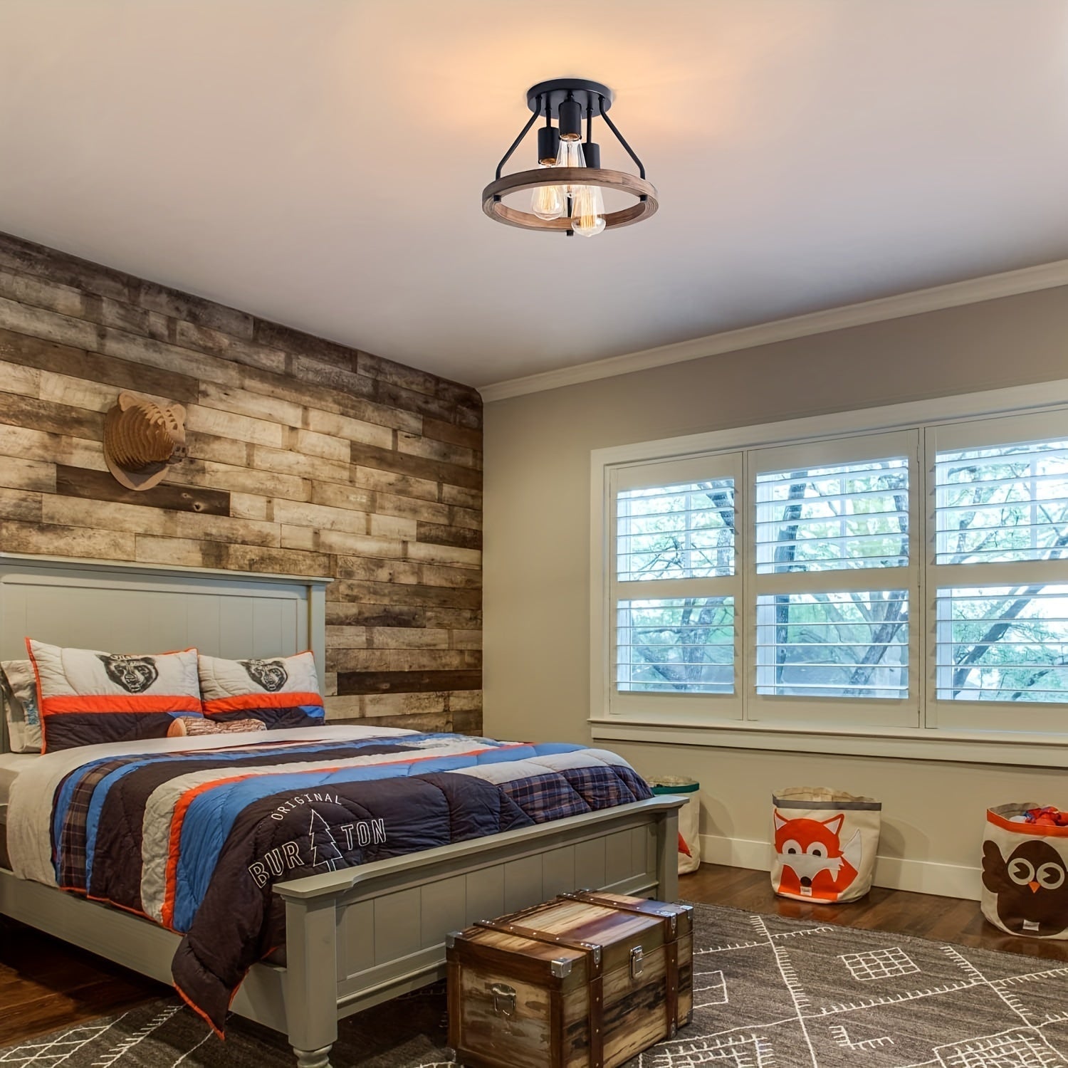 NatureLight Tre-Arm Lampe - För Atmosfärisk Belysning och Karaktär