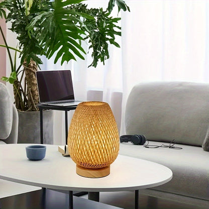 BamboeLamps - Handgjord LED Bordslampa med USB-anslutning