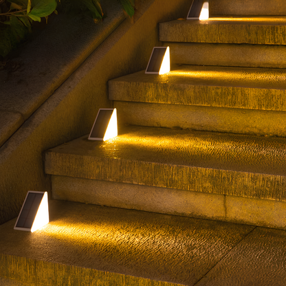 GlowPath – Solcellsdrivna steg- och trappbelysning| 1+1 Gratis