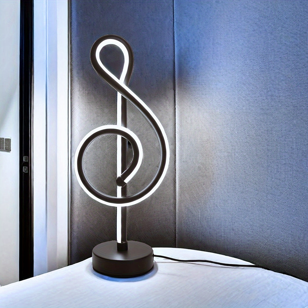 TrebleLight - Modern Kreativ Skrivbordslampa med Justerbart LED Ljus