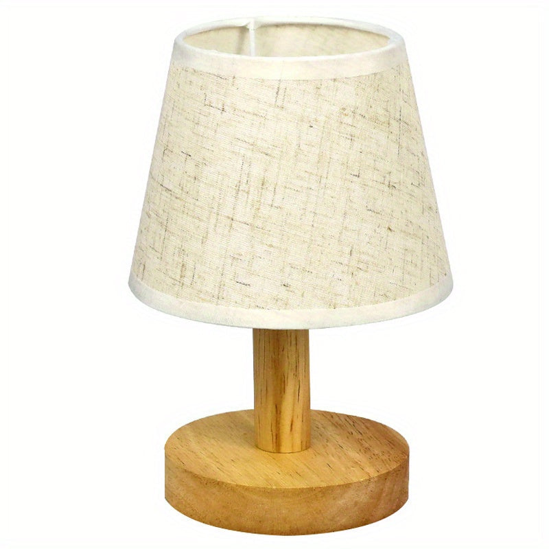 NordicLicht - Trä LED Nattlampa med Linnedekor