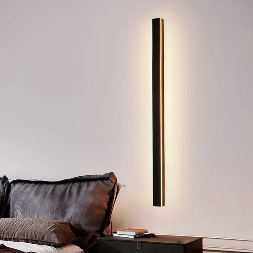 Industriell utomhus LED-vägglampa | 11,8–47,2 x 2 tum | Svart akryl lång armatur | IP65 vattentät utomhusbelysning | Brick by Brick