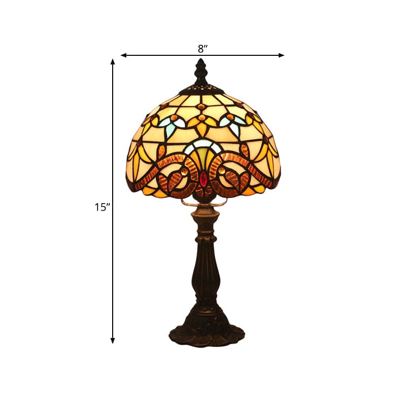 LichtBries - Tiffany-formad lampa i färgat glas med blylinjer
