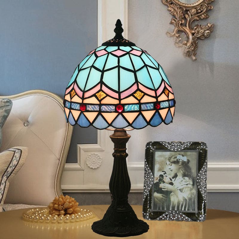 LichtBries - Tiffany-formad lampa i färgat glas med blylinjer
