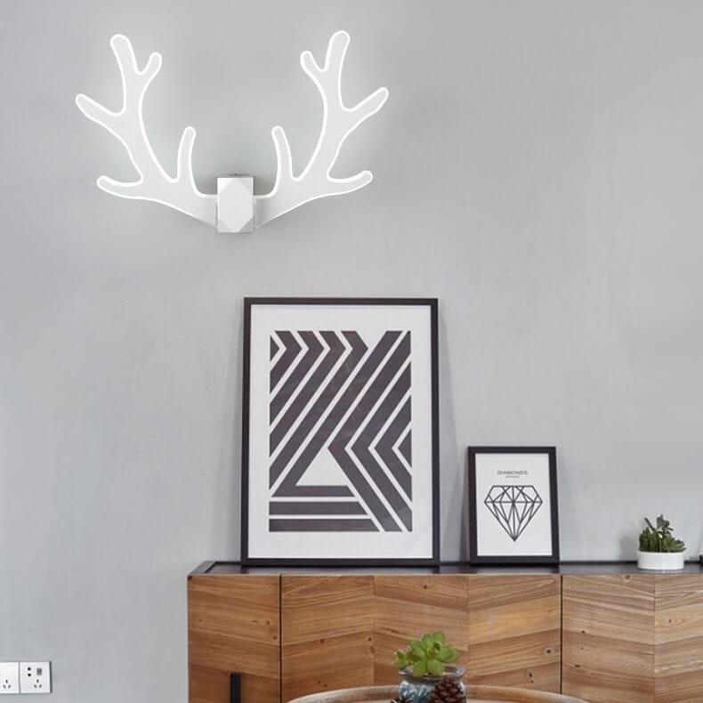AntlerLux - Unik hornsformad vägglampa med LED-belysning