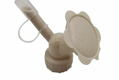 Blomformad växtspruta – Kreativ bevattningshjälp för växter i trädgården