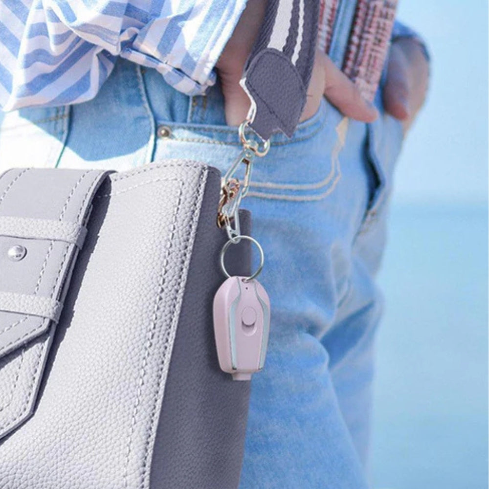 PowerLink – Kompakt nyckelringsladdare med snabb aktivering och inbyggd laddkontakt