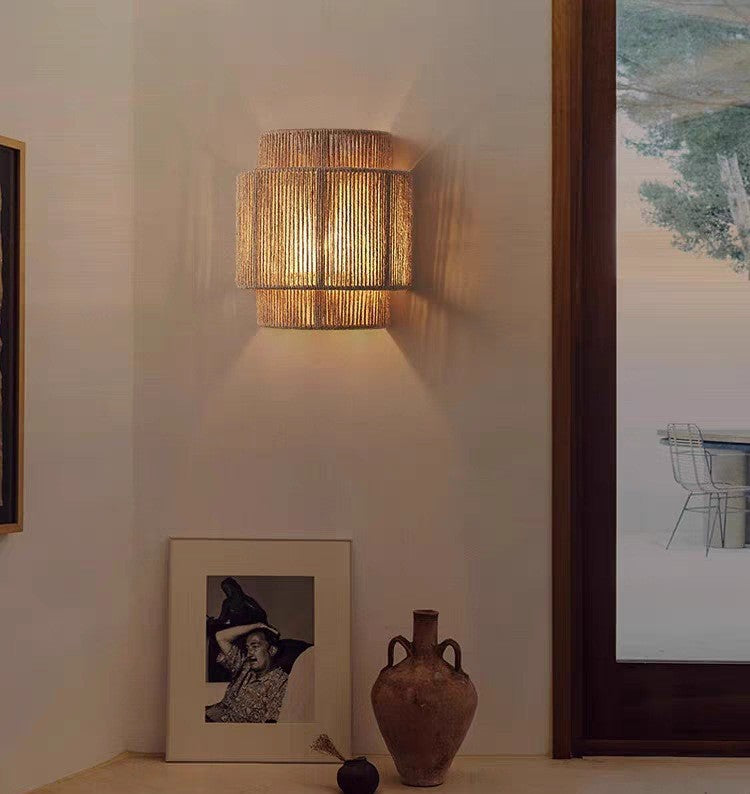 Samtida Rattan Vävd Vägglampa
