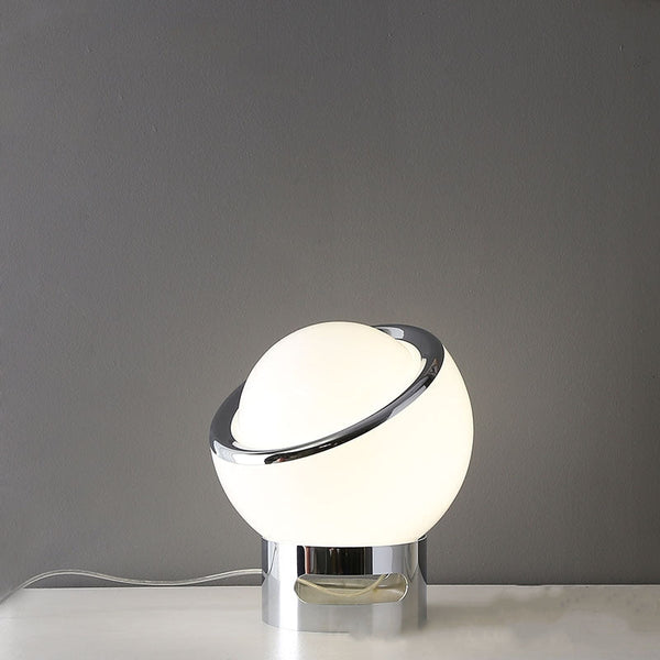 Fransk karaktäristisk bordslampa i Bauhaus-stil