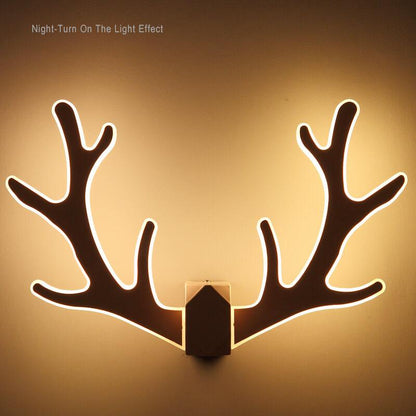 AntlerLux - Unik hornsformad vägglampa med LED-belysning