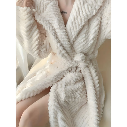 Pollina Kappa - Stilig, Tjock Långärmad Badrock Gjord av Koral Velour