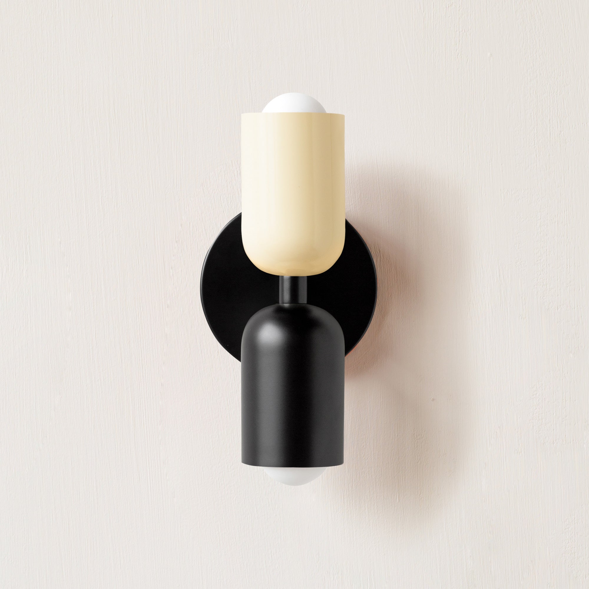 LuxeBrio - Elegant och Stilig Vägglampa