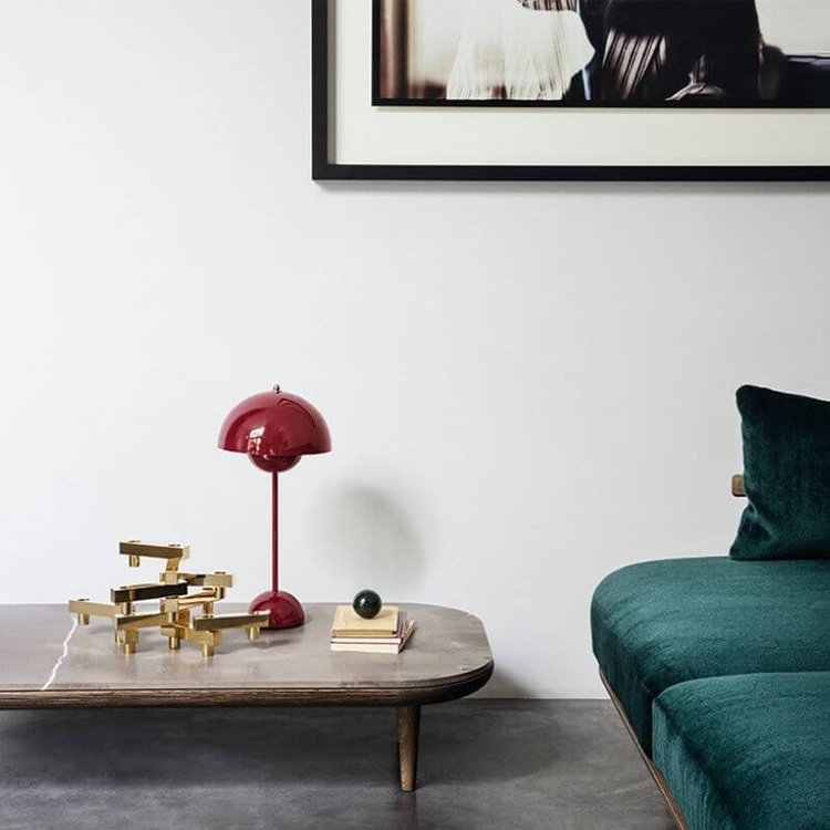 Multifärgad LED Touch Lampa med Justerbar Ljusstyrka