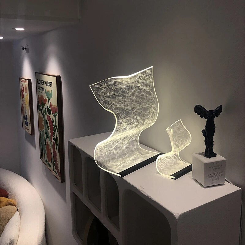 LumiAcrylic - Modern LED Bordslampa av Akryl | Stilren Dekorativ Belysning