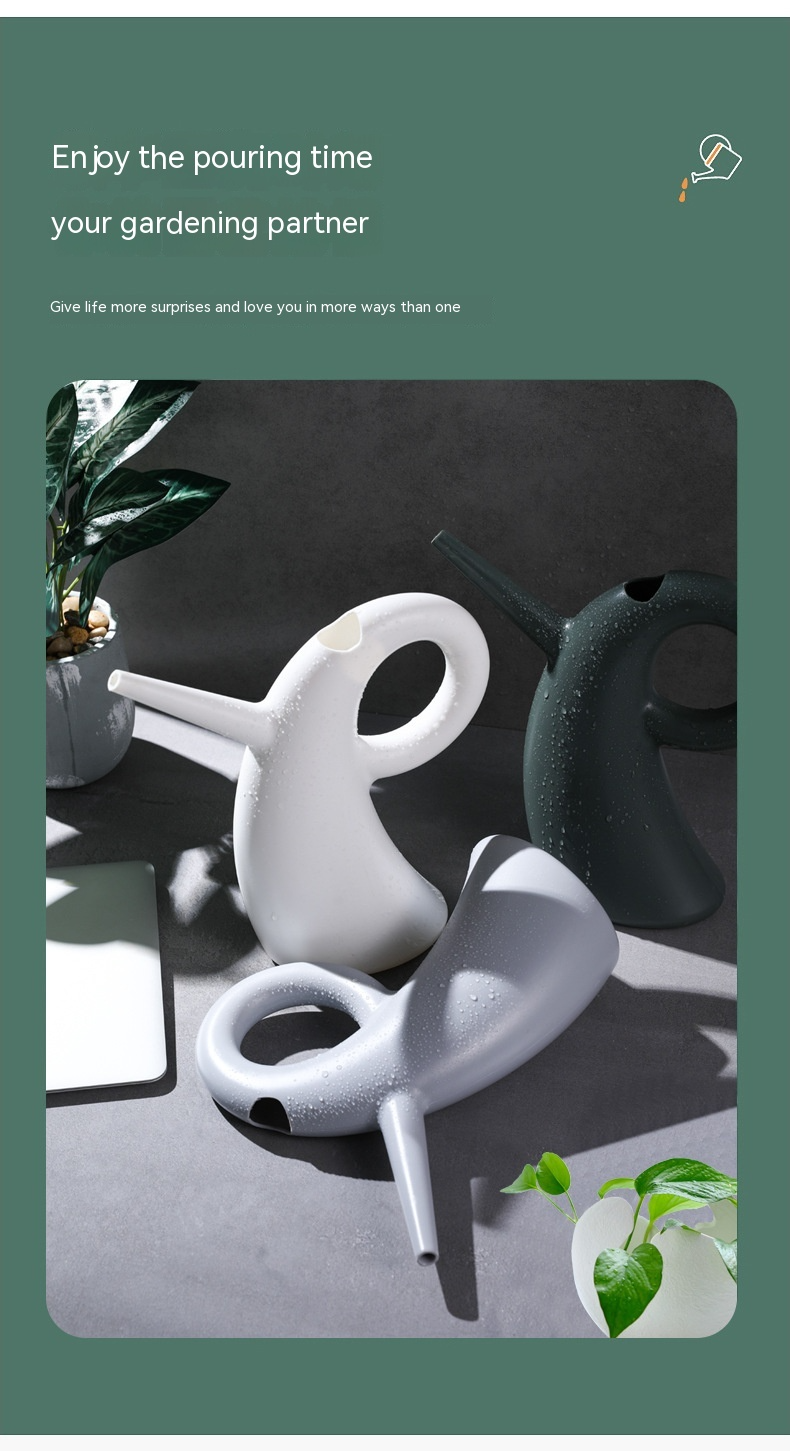 Vattendosa med förlängd kran – Elegant design för exakt vattning