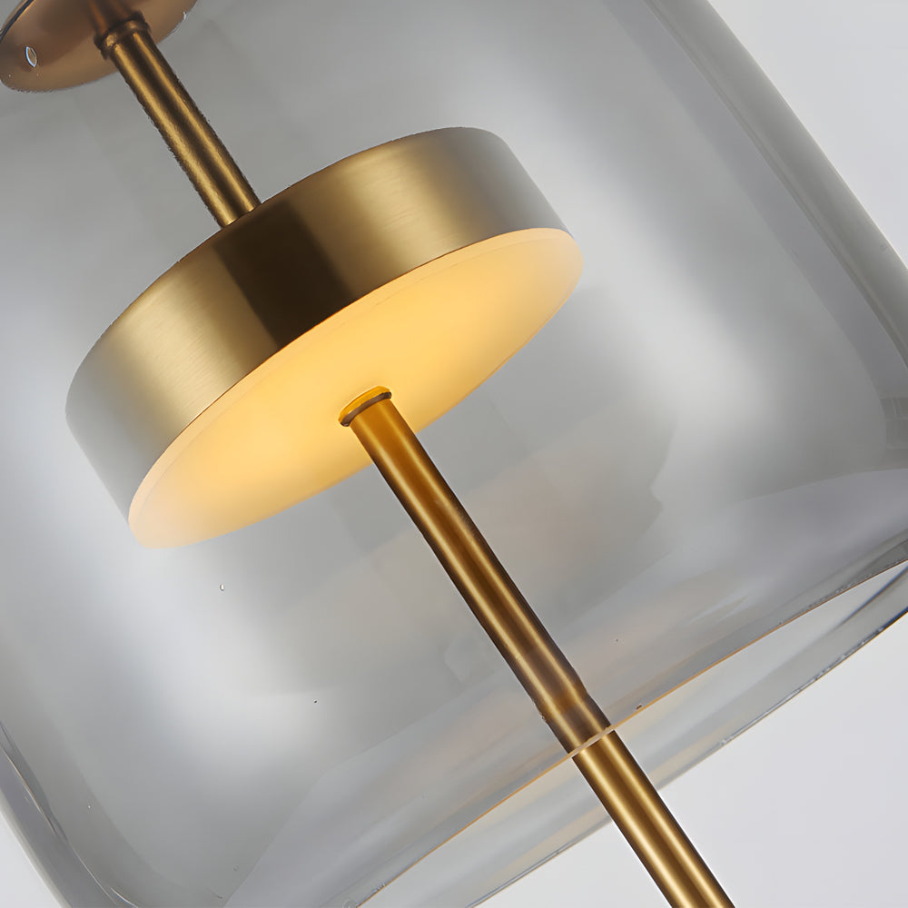 MystiGlow - Bordslampa i Rökglas för en Stämningsfull Sovrum