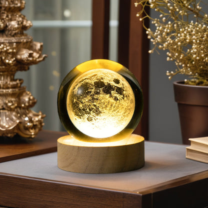 MoonCrystal - Mån Kristall Bollampa med Träbas