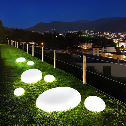 GardenGleam – Elegant gatstensinspirerad trädgårdslampa
