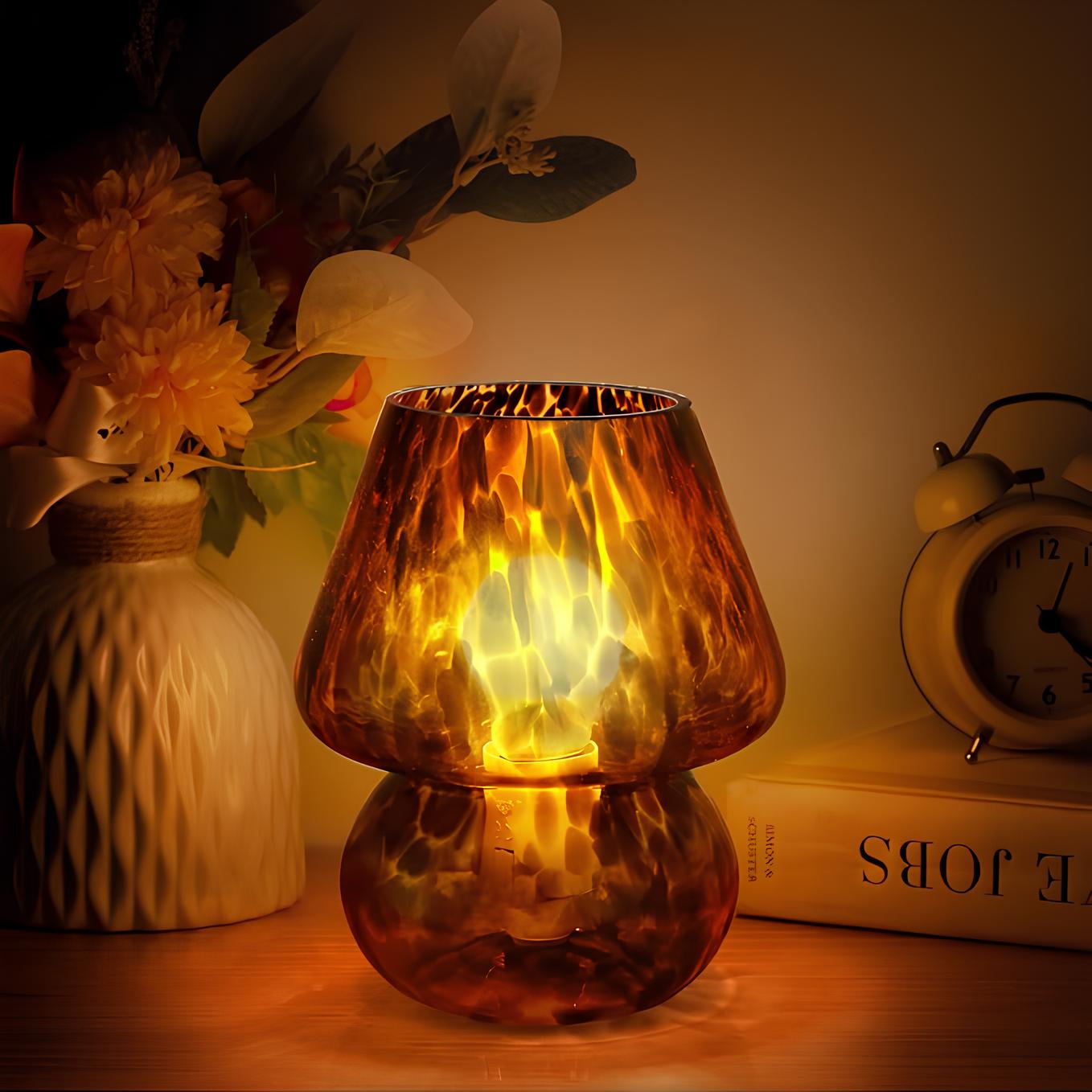 Sarah Elegante Handblåst Bordslampa för en Stämningsfull Inredning