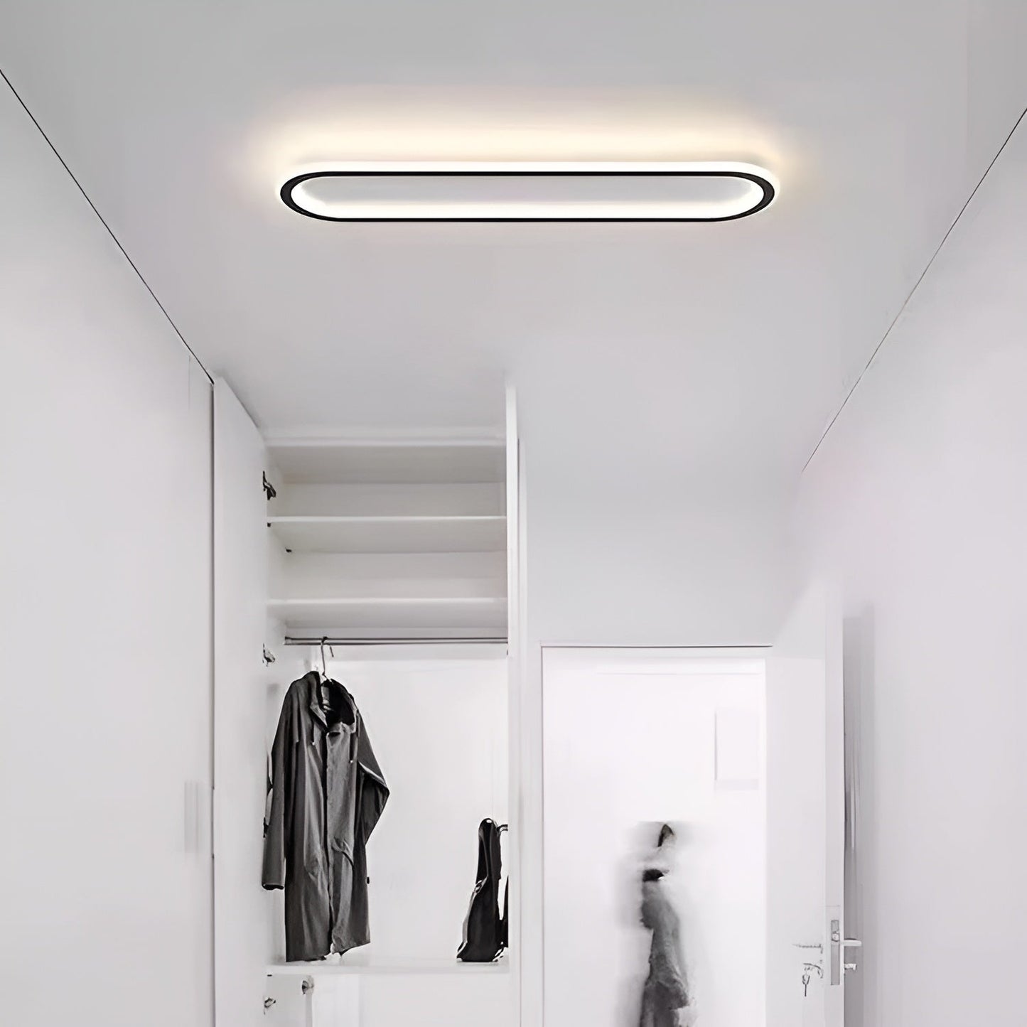 LED-taklamps i oval form – Elegant modern design för hall och entréområde