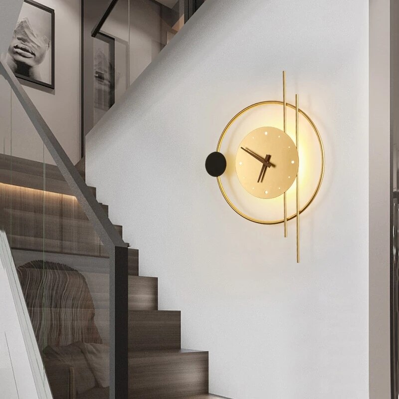 Zeitkunst Väggklocka - Elegant och Funktionell Belysning