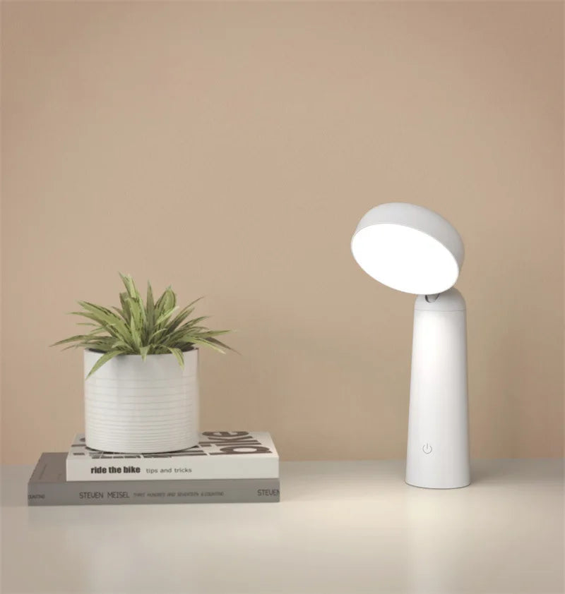 LumiDesign - Ästetisk-Kreativ LED Bordslampa för Stilfull Inredning