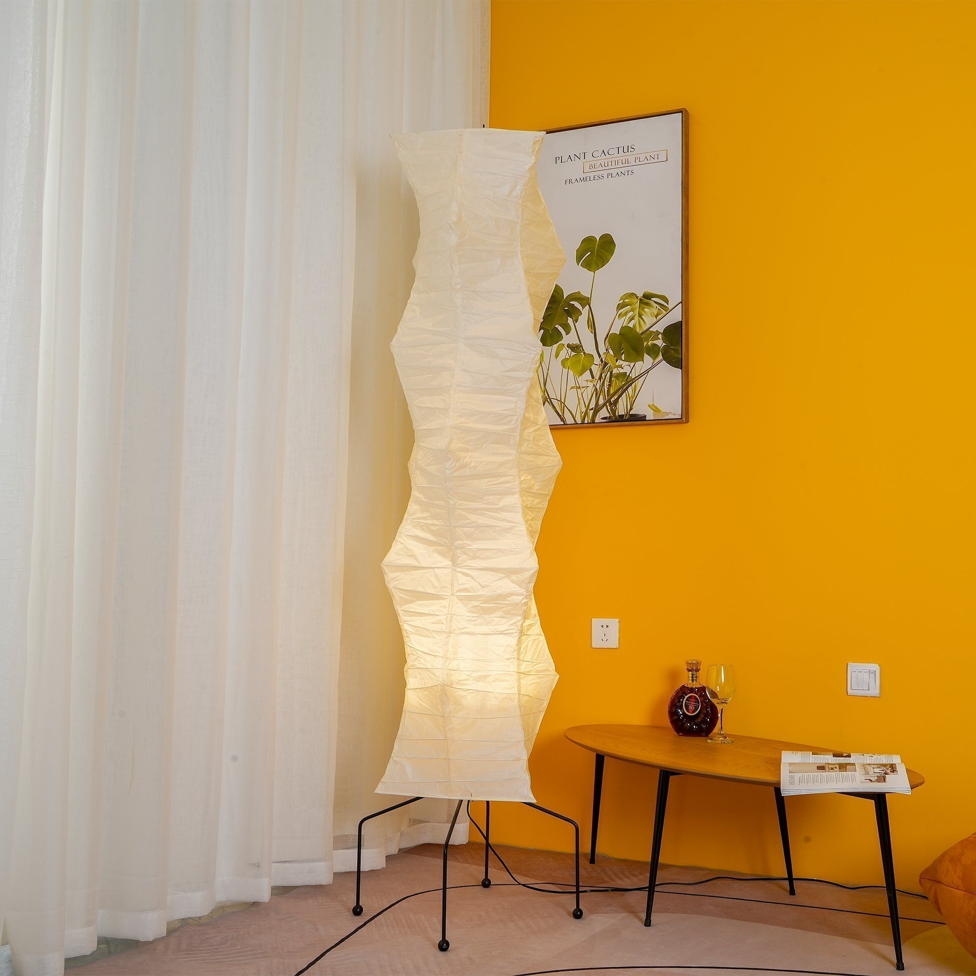 Lunora Haze | Skulptural golvlampa i rispapper i Japandi-stil