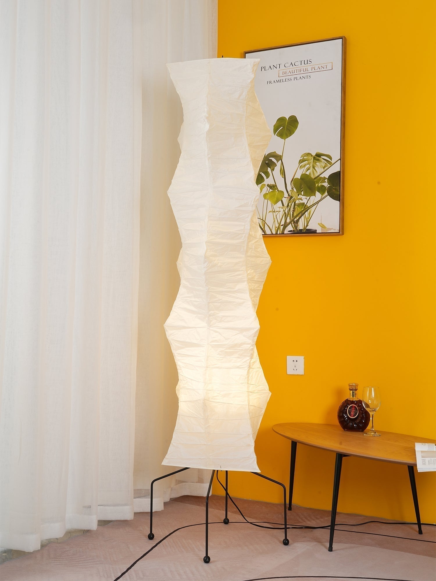 Lunora Haze | Skulptural golvlampa i rispapper i Japandi-stil