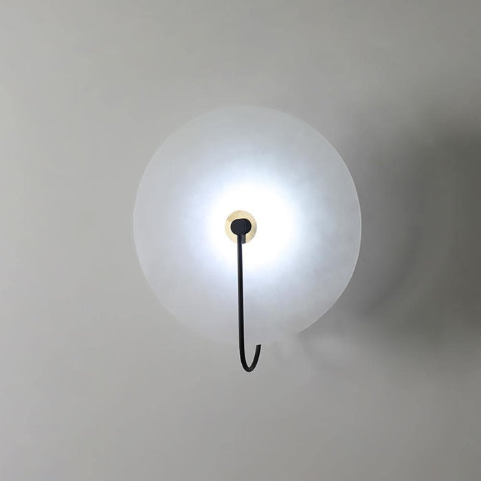 Lugnande LED Vägglampa i Alabaster