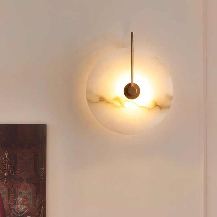Lugnande LED Vägglampa i Alabaster