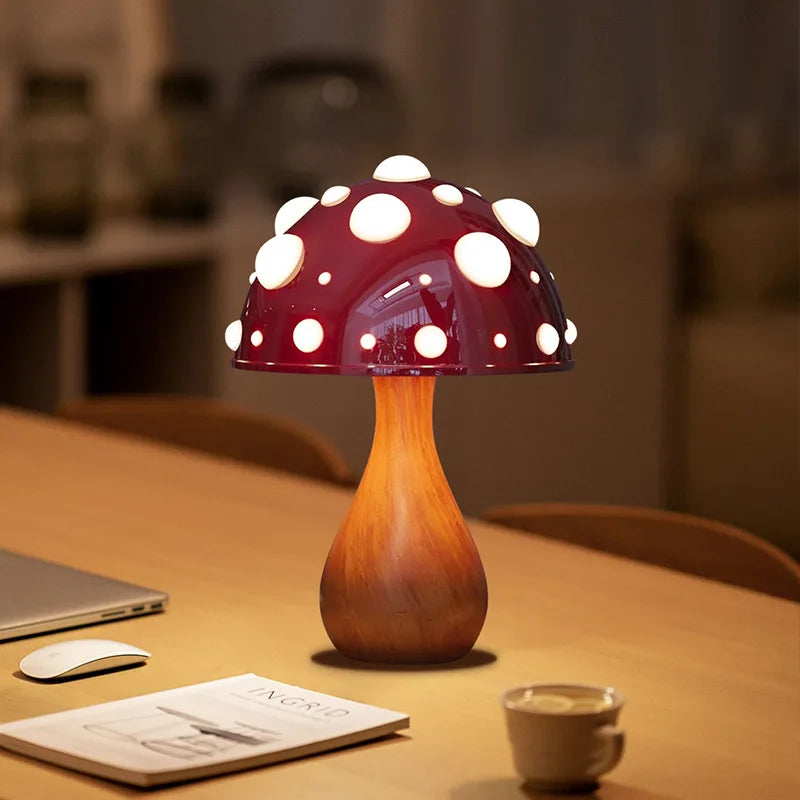 GlowMush - Retro LED Bordslampa i Svampdesign