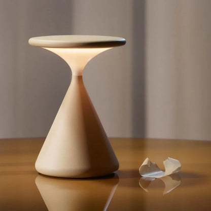 Aeron Sandglass Trådlös Bordslampa