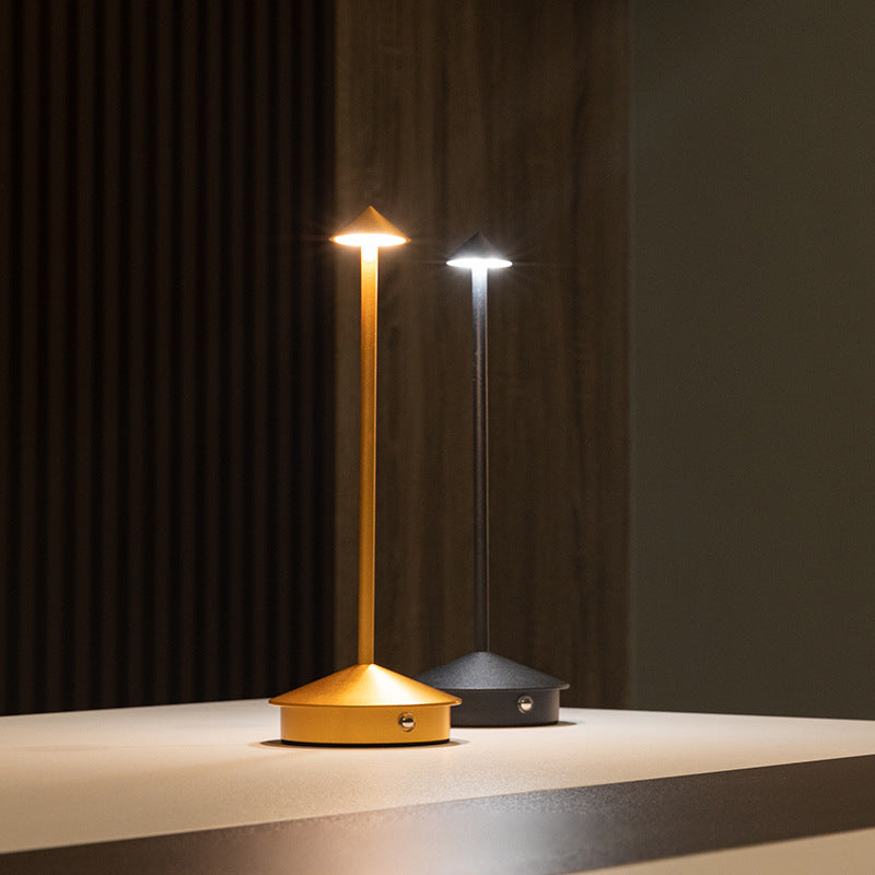 Arrow Trådlös Lampa